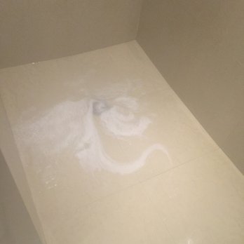 El Dorado Royale - Clogged shower drain in our suite. - Resorts Near Me - Solidaridad, ROO