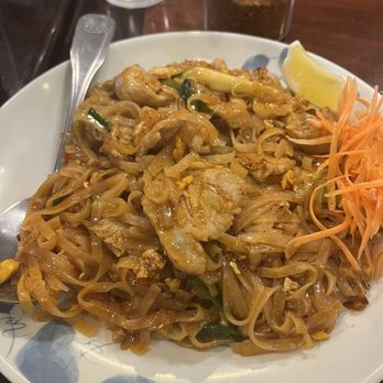 Thai Corner - Pad Thai pork - Thai Near Me - Chino Hills, California Thai Corner - Pad Thai pork - Thai Near Me - Chino Hills, California