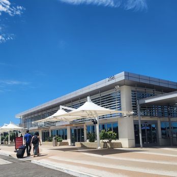 McClellan Palomar Airport - CLD - Airports Near Me - Carlsbad, California