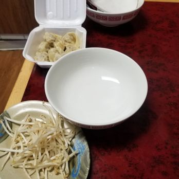 Viet Pho - Reno - Here you have to sevlrve yourself even when they get the order wrong - Vietnamese Near Me - Reno, Nevada Viet Pho - Reno - Here you have to sevlrve yourself even when they get the order wrong - Vietnamese Near Me - Reno, Nevada