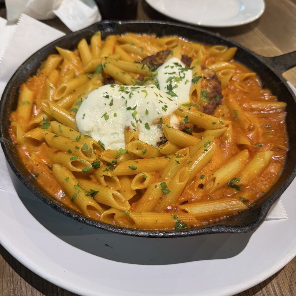 Chicken burrata skillet Chicken burrata skillet