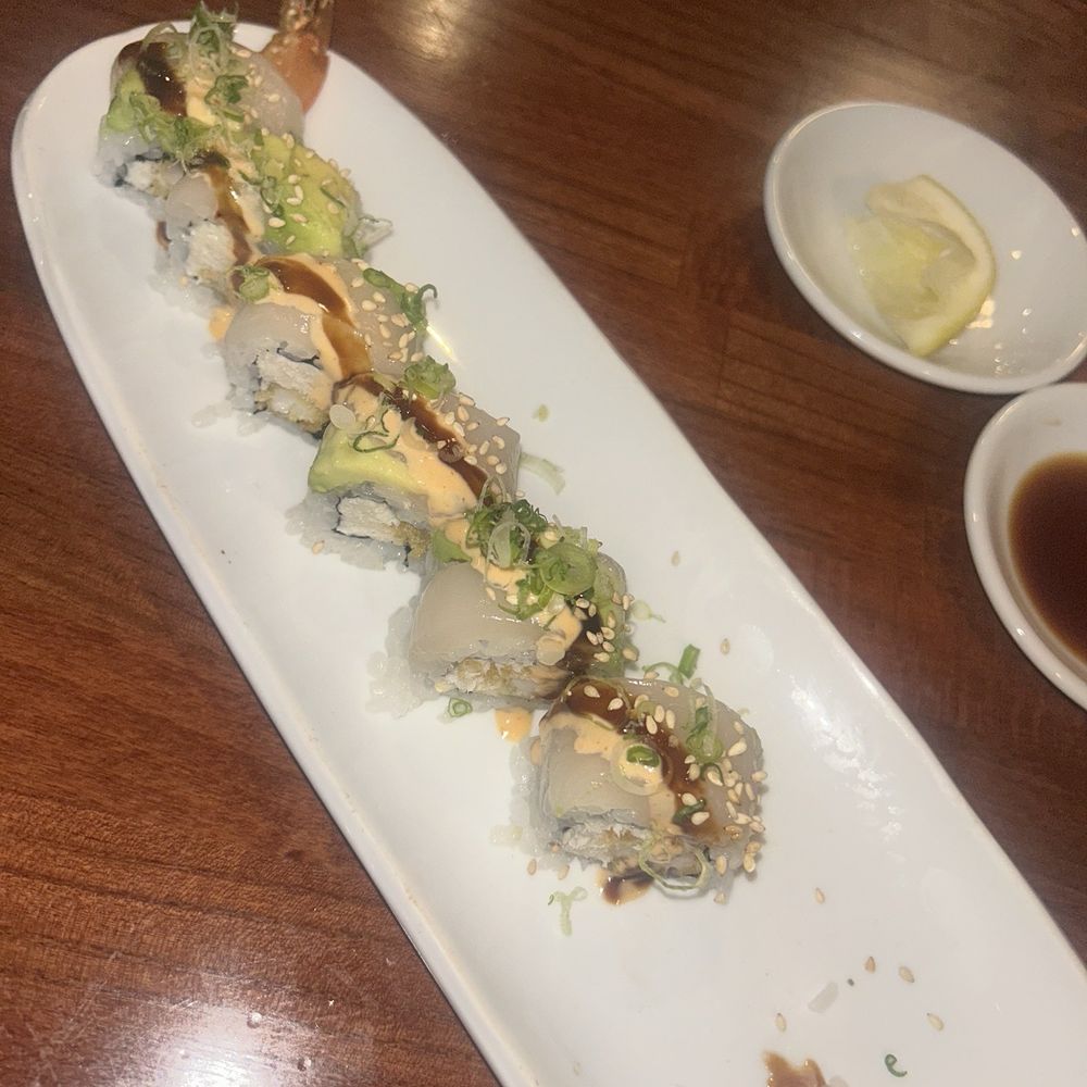 Other Mama - Sushi roll - Sushi Bars Near Me - Las Vegas, Nevada