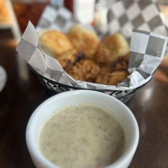 The Diner - Nashville Hot chicken, biscuits, gravy - New American Near Me - Nashville, Tennessee The Diner - Nashville Hot chicken, biscuits, gravy - New American Near Me - Nashville, Tennessee