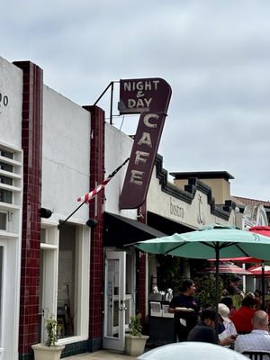 Night & Day Cafe by null