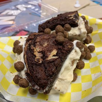 ICE CREAM HEAVEN - Half ass ice cream sandwich w/ praline ice cream and Cocoa Puffs - Ice Cream & Frozen Yogurt Near Me - Miami Gardens, Florida