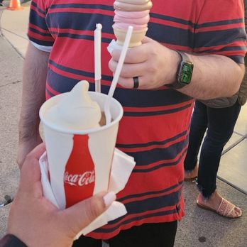 Meadowlark Dairy - Diablo: root beer slushy w/vanilla soft serve. my husband picked strawberry & chocolate soft serve. - Ice Cream & Frozen Yogurt Near Me - Pleasanton, California Meadowlark Dairy - Diablo: root beer slushy w/vanilla soft serve. my husband picked strawberry & chocolate soft serve. - Ice Cream & Frozen Yogurt Near Me - Pleasanton, California