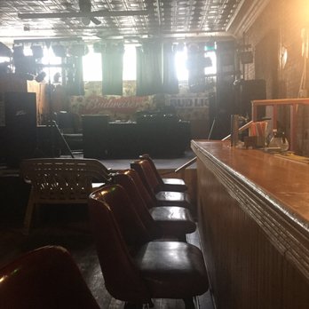 Froggy's - Interior - Bars Near Me - Pine City, Minnesota