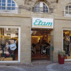 Etam - Etam à Brive est un super magazin pour tout les goûts un peu plus cher que h&m à mon goût mais super ! Allez y ça vaut le coup !