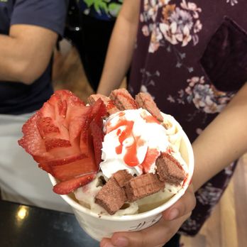 Let's Roll Ice Cream - Ice Cream & Frozen Yogurt Near Me - Irving, Texas Let's Roll Ice Cream - Ice Cream & Frozen Yogurt Near Me - Irving, Texas