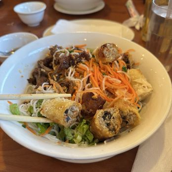 Com Tam Tran Quy Cap - Bún thịt nướng - Vietnamese Near Me - Fountain Valley, California