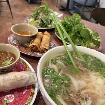 Pho Thanh - Beef pho, crispy egg rolls, and spring rolls - Vietnamese Near Me - Phoenix, Arizona Pho Thanh - Beef pho, crispy egg rolls, and spring rolls - Vietnamese Near Me - Phoenix, Arizona
