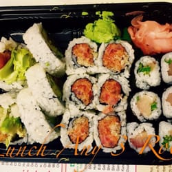 Fuji Restaurant - Lunch any 3 roll