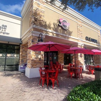 Scoops Ice Cream & Milkshake Bar - Exterior - Ice Cream & Frozen Yogurt Near Me - Boynton Beach, Florida Scoops Ice Cream & Milkshake Bar - Exterior - Ice Cream & Frozen Yogurt Near Me - Boynton Beach, Florida