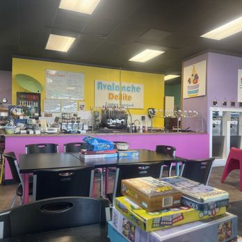 Avalanche Delite - Inside - Ice Cream & Frozen Yogurt Near Me - Enumclaw, Washington