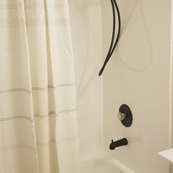 American Bathtub Refinishing - Refinishing Services Near Me - Lodi, California