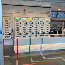 Smuller's - Snack wall