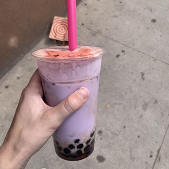 Tea Cloud - taro whole milk black tea w/ tapioca pearls - Bubble Tea Near Me - Denver, Colorado