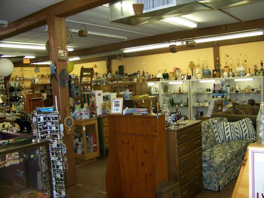 The Red Shed Thrift Store by null