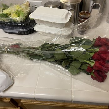 Safeway - Shitty presentation - Grocery Near Me - Elk Grove, California Safeway - Shitty presentation - Grocery Near Me - Elk Grove, California