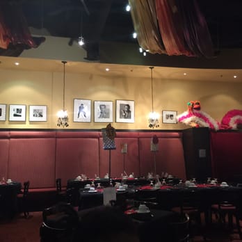 Famous PEOPLE Players - Dining room photo - Performing Arts Near Me - Etobicoke, Ontario