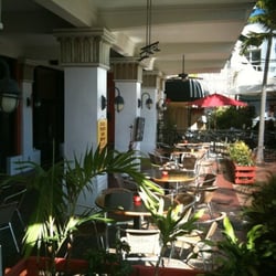 Empire Lounge & Pizzeria - Outside Patio