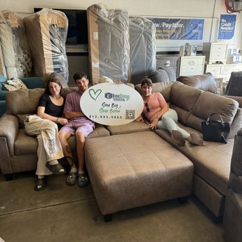 Box Drop - SOLD!
Another happy customer took home this beautiful new sectional.
Thank you for supporting local, family-owned business! - Mattresses Near Me - Tampa, Florida Box Drop - SOLD!
Another happy customer took home this beautiful new sectional.
Thank you for supporting local, family-owned business! - Mattresses Near Me - Tampa, Florida
