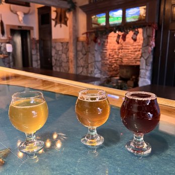 Arktos Meadery - Wine Tasting Room Near Me - Grand Rapids, Michigan