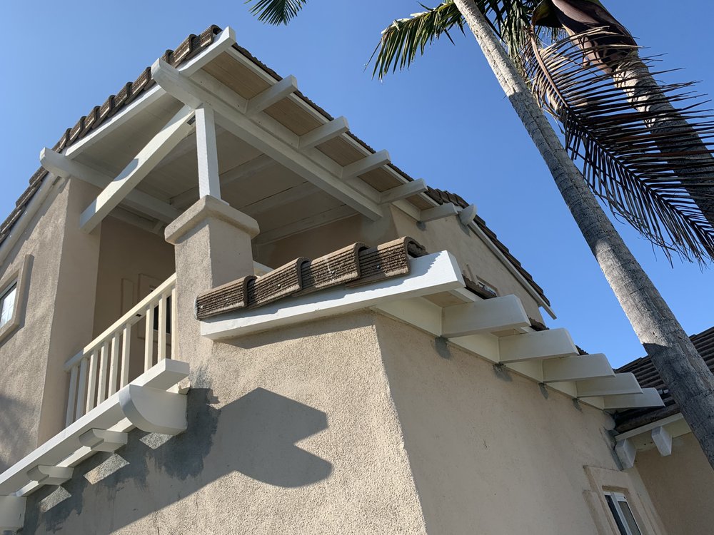 Slide of A's Roofing