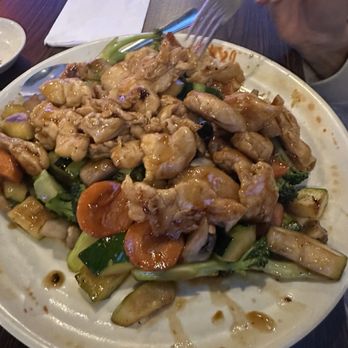 Samurai Revolving Sushi Bar - Hibachi Chicken and extra veggie - Conveyor Belt Sushi Near Me - Brunswick, Ohio Samurai Revolving Sushi Bar - Hibachi Chicken and extra veggie - Conveyor Belt Sushi Near Me - Brunswick, Ohio