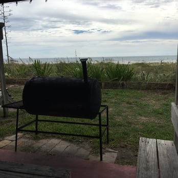 Sea Aire Motel - Grill and swing for use. - Hotels Near Me - Cocoa Beach, Florida