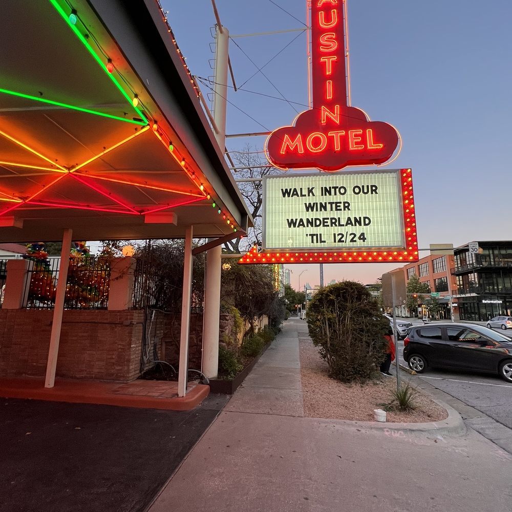 Austin Motel - Hotels Near Me - Austin, Texas