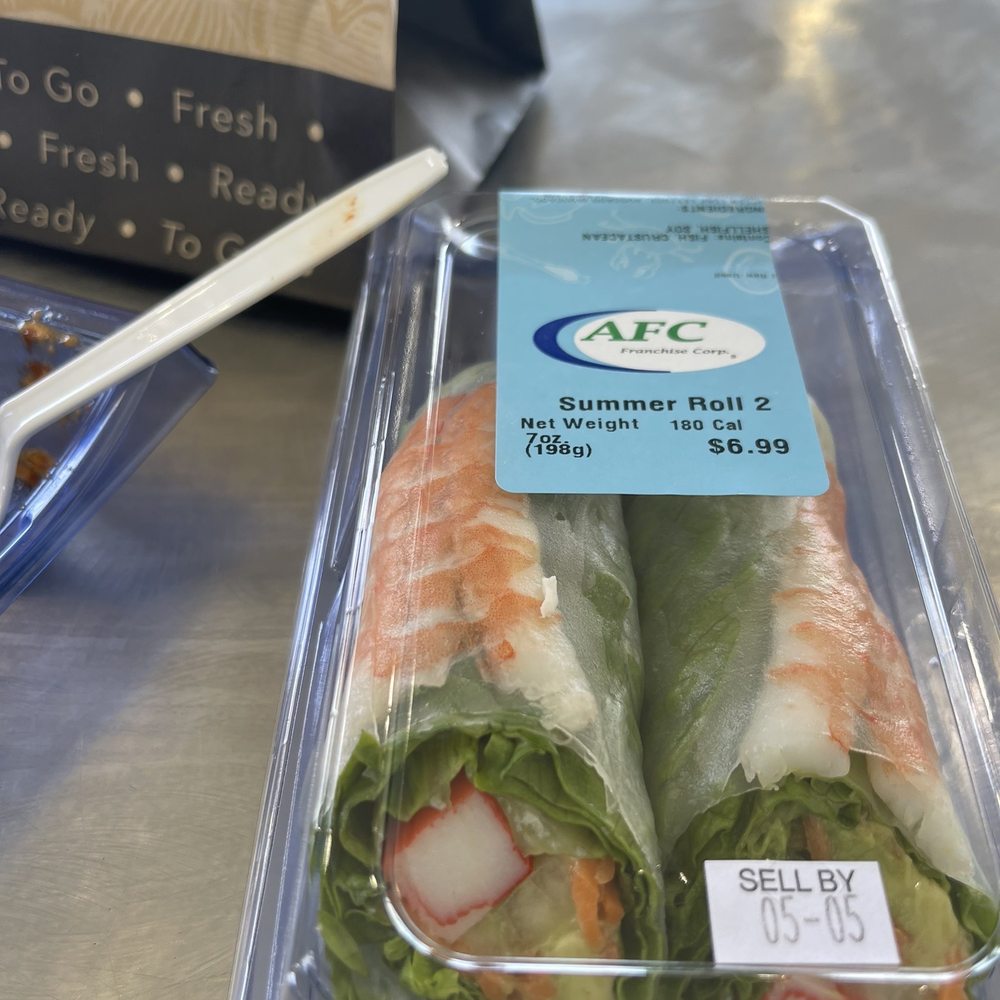Ralphs Fresh Fare - Summer roll, lettuce, fresh shrimp, carrots, cucumbers, and imitation crab meat. - Grocery Near Me - Long Beach, California Ralphs Fresh Fare - Summer roll, lettuce, fresh shrimp, carrots, cucumbers, and imitation crab meat. - Grocery Near Me - Long Beach, California