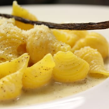 Hespresso - Conchiglie artigianali all'uovo, cacio, pepe e vaniglia - Italian Near Me - Rome, RM Hespresso - Conchiglie artigianali all'uovo, cacio, pepe e vaniglia - Italian Near Me - Rome, RM