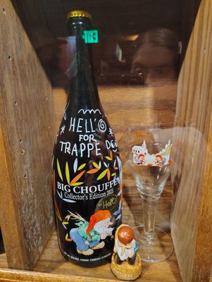 Trappe Door by null