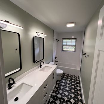 Folen Home Improvement - a clean bathroom - Painters Near Me Folen Home Improvement - a clean bathroom - Painters Near Me