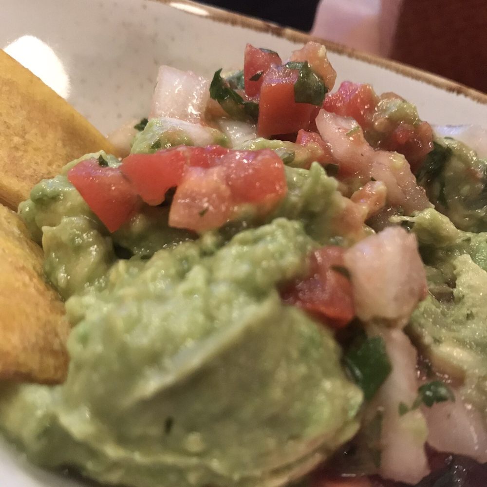 Table Mesa - House guacamole - Latin American Near Me - Bentonville, Arkansas Table Mesa - House guacamole - Latin American Near Me - Bentonville, Arkansas