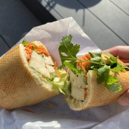 Tofu banh mi Tofu banh mi