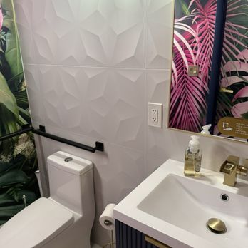 Damarys Nails - Medical Spas Near Me - Doral, Florida