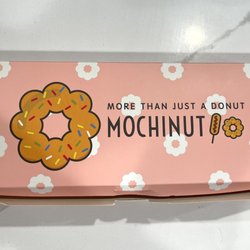 Mochinut Poway - Box of yummy Mochinuts