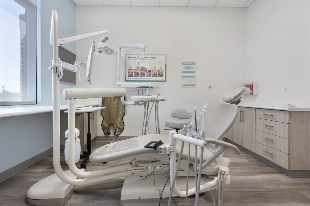 CLEMSON MODERN DENTISTRY 14 Photos Cosmetic Dentists 2708 Clemson