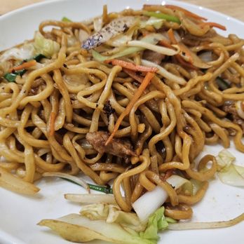 Snow Bliss - Beef chow mein - Asian Fusion Near Me - San Francisco, California Snow Bliss - Beef chow mein - Asian Fusion Near Me - San Francisco, California