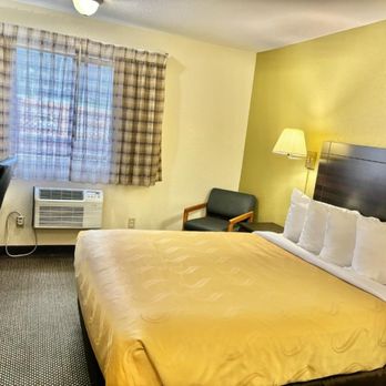 Cozy Inn - Cozy Single Queen Room - Hotels Near Me - Centralia, Washington Cozy Inn - Cozy Single Queen Room - Hotels Near Me - Centralia, Washington