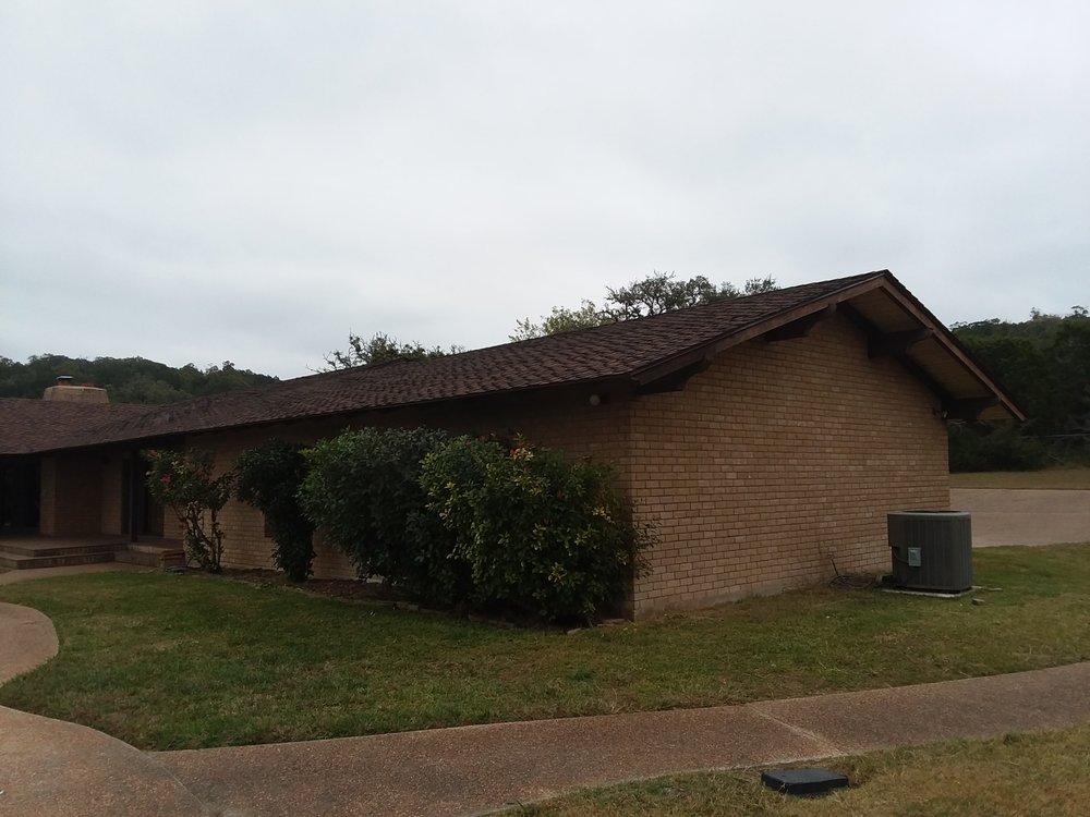 Slide of Earnest Roofing LLC