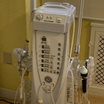 Aesthetic OOGII - Facial machine - Skin Care Near Me - San Francisco, California Aesthetic OOGII - Facial machine - Skin Care Near Me - San Francisco, California