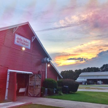 Julia Belle's - Off the main road, this is a fantastic spot to eat! - Southern Near Me - Florence, South Carolina