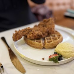 Dairy Market By Breezy's - The chicken and waffles
