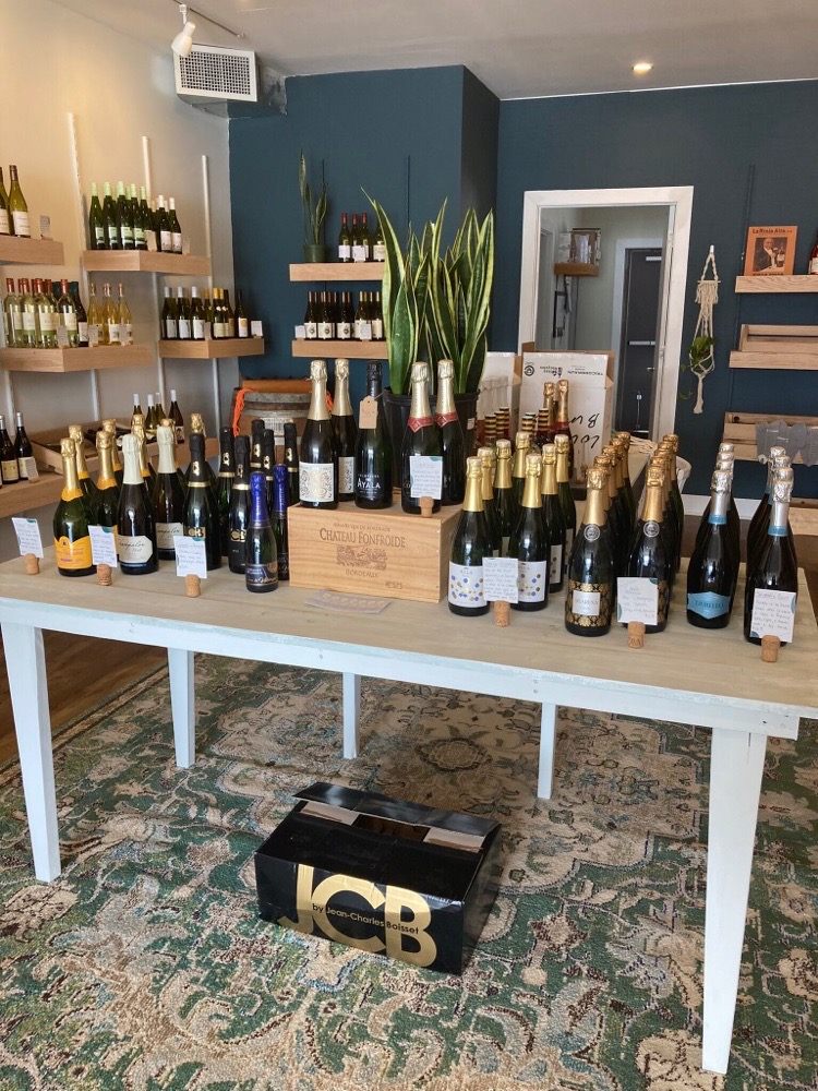 VINE & BRANCH WINE Updated September 2024 355 Southland Dr