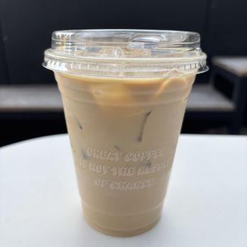 Intelligentsia Coffee - Iced vanilla latte - Coffee & Tea Near Me - Venice, California