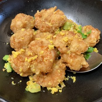Golden Harbor Authentic Chinese Cuisine - Salty egg York shrimps. Delicious!!! - Chinese Near Me - Champaign, Illinois