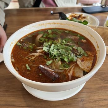 Quan Ong Sau - Bun Bo Hue - Vietnamese Near Me - Everett, Washington